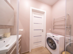 Апартаменты Море Апартаментов на Плотинной 2-7