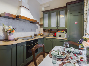 Квартира GM Apartments на 16 этаже Сталинской высотки
