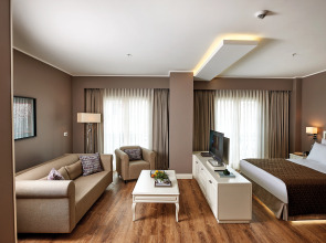 Отель Renata Boutique