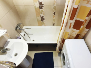 Апартаменты Комфорт класс 30 лет победы 39