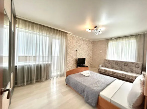 Апартаменты Светлая и уютная квартира в тихом центре города