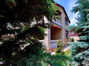So vsemi usloviyami na beregu morya Private house