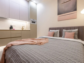 Апартаменты Алис в Алкон Тауэр 912