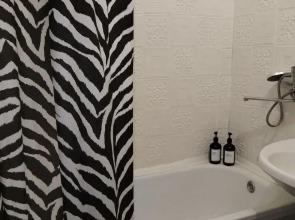 Апартаменты на Улице Губкина 1Б