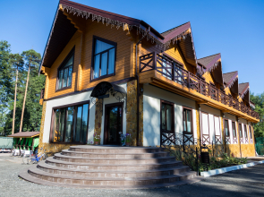 Victoria Village Hotel