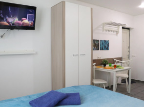 Апартаменты Studio Crocus 4 на Ильинском 2А