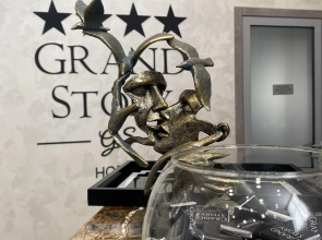 Grand Story Hotel