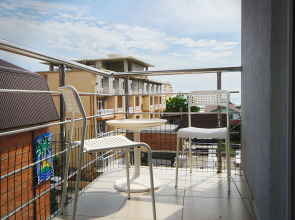 Отель Лотос