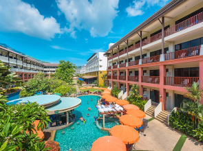 Kata Sea Breeze Resort