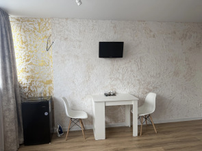 Квартира Уютная студия с дизайнерским ремонтом на ул. Мира