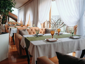 Отель Bayil Breeze