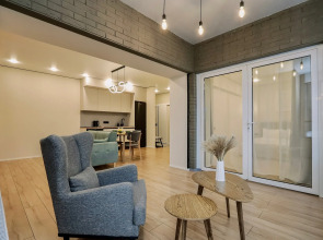 Апартаменты Privi House на Красной 140