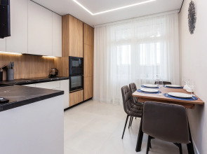 Апартаменты рядом с Парком Галицкого на улице имени Жлобы 139