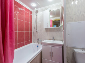 Апартаменты Гости Любят у метро Римская Бежевая