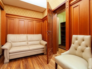 Апартаменты  Роскошные с Балконом и Видом на Кремль