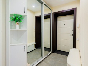 Квартира 2-к в центре на О.Волкова 3 от RentAp, 6 сп.мест