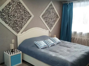 DUBKI Lyuks S Bolshoy Dzhakuzi V Tsentre Apartments