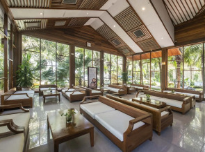 Hon Tam Resort (formerly MerPerle Hon Tam Resort)