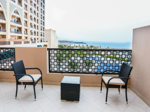 Al Bahar Hotel & Resort