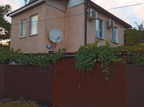 Dom U Morya Guest house