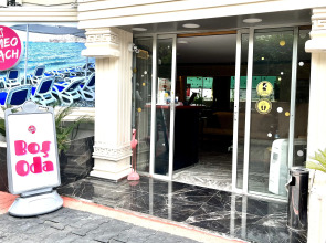 Отель Romeo Beach