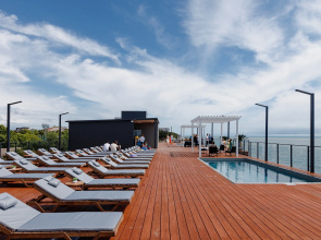Greys Lazur Hotel