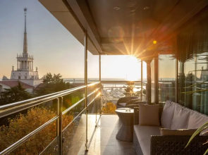 Marina Yacht  Hotel