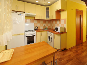 Na Maslennikova 9 Apartments