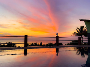 Отель Golden Hill Resort