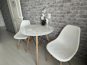 S Sovremennym Remontom Flat