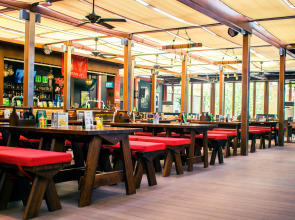 Отель JA Ocean View Hotel