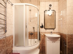 Квартира Anarin Apartments