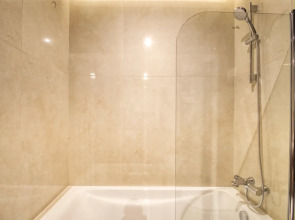 Апартаменты Welcome Home in Me Do Re Tower