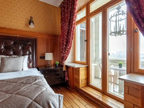 Апартаменты  Роскошные с Балконом и Видом на Кремль