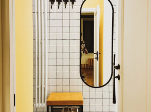 Квартира в тихом дворе с раздельными комнатами и с сауной на Невском