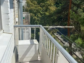 Квартира Однокомнатная Уютная с Балконом в Курортной Зоне Кисловодска