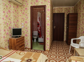 Amur Guest House