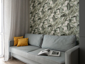 Апартаменты улучшенные в новом доме с качелей