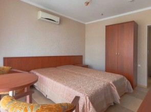 Отель Гермес