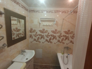 Апартаменты на Фрунзе в центре Размещение до 10-ти человек