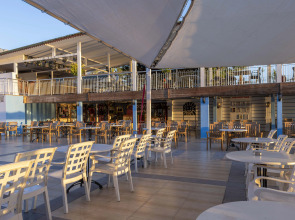 Отель Armas Beach