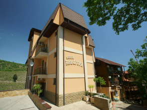 Villa Annigora Hotel