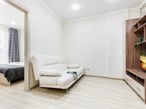 Апартаменты формата евро2 в центре 2 ЖК телевизора удобная кровать заселение круглосуточно by Depart Apart