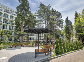 Апартаменты ApartAmore Покровский Парк улучшенный с Видом на Парк