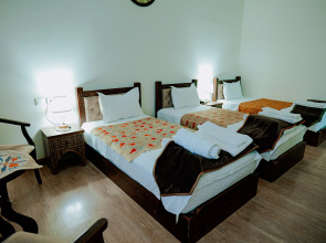 Отель Imperial Palace