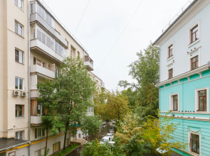 Квартира Апартаменты на Патриках в парижском стиле