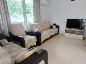 Uyutnye Prostornye Apartamenty v Udobnoy Lokatsii Apartments