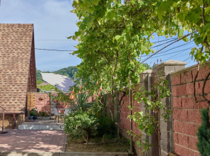 Guest house Tali on Dermanovskogo 42