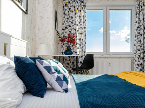 Апартаменты Светлая Уютная Однушка у Комсомольской Площади