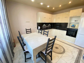 Апартаменты 3х комнатная квартира возле метро